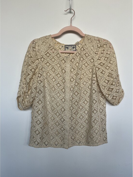 Tops - Vintage Y2K Two of Us Cream Crochet Lace Boho Top Size 6